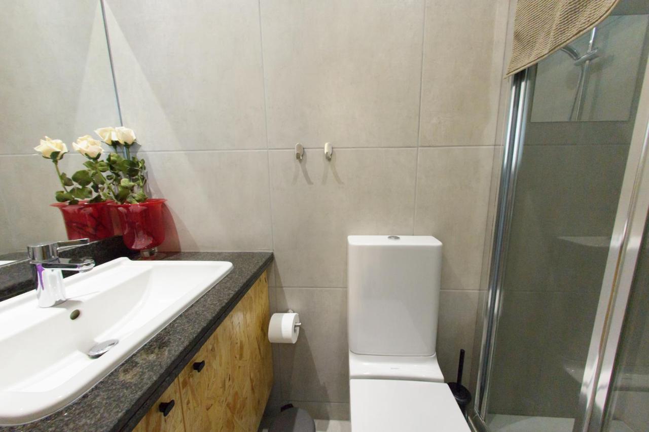 Strovolos Value Suites Kültér fotó